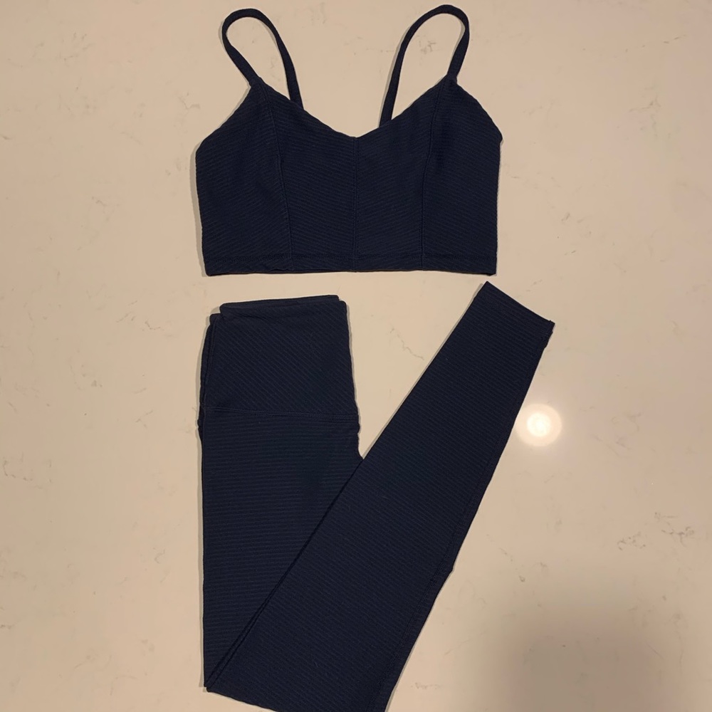 Navy blue Glyder leggings XS and bra S set
